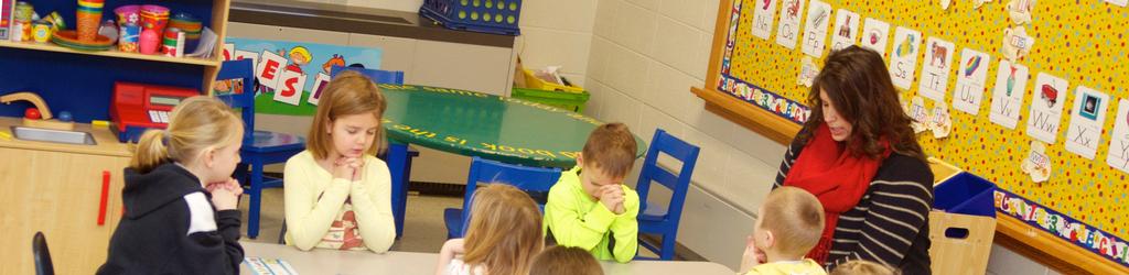 Prayer in classroom - Bleeker